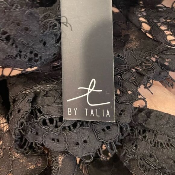 Talia Sleeveless Black Lace Halter Neck Top Floral Crochet Design Size Large - Picture 12 of 12